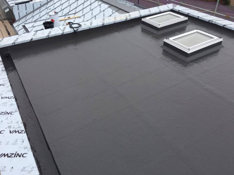 Flat roof using GRP fibre glass