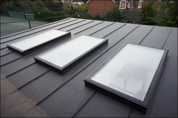 Fixed flat roof skylights installed